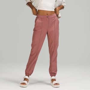 Lululemon Warpstreme Jogger in Spiced Chai